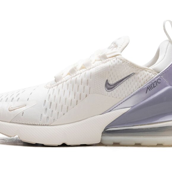 Women's Air Max 270 Shoes - Picture 3 of 7